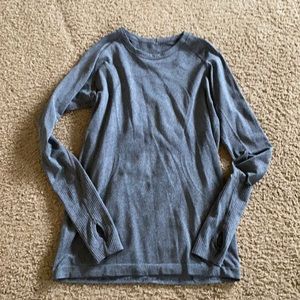 Lululemon workout long sleeve